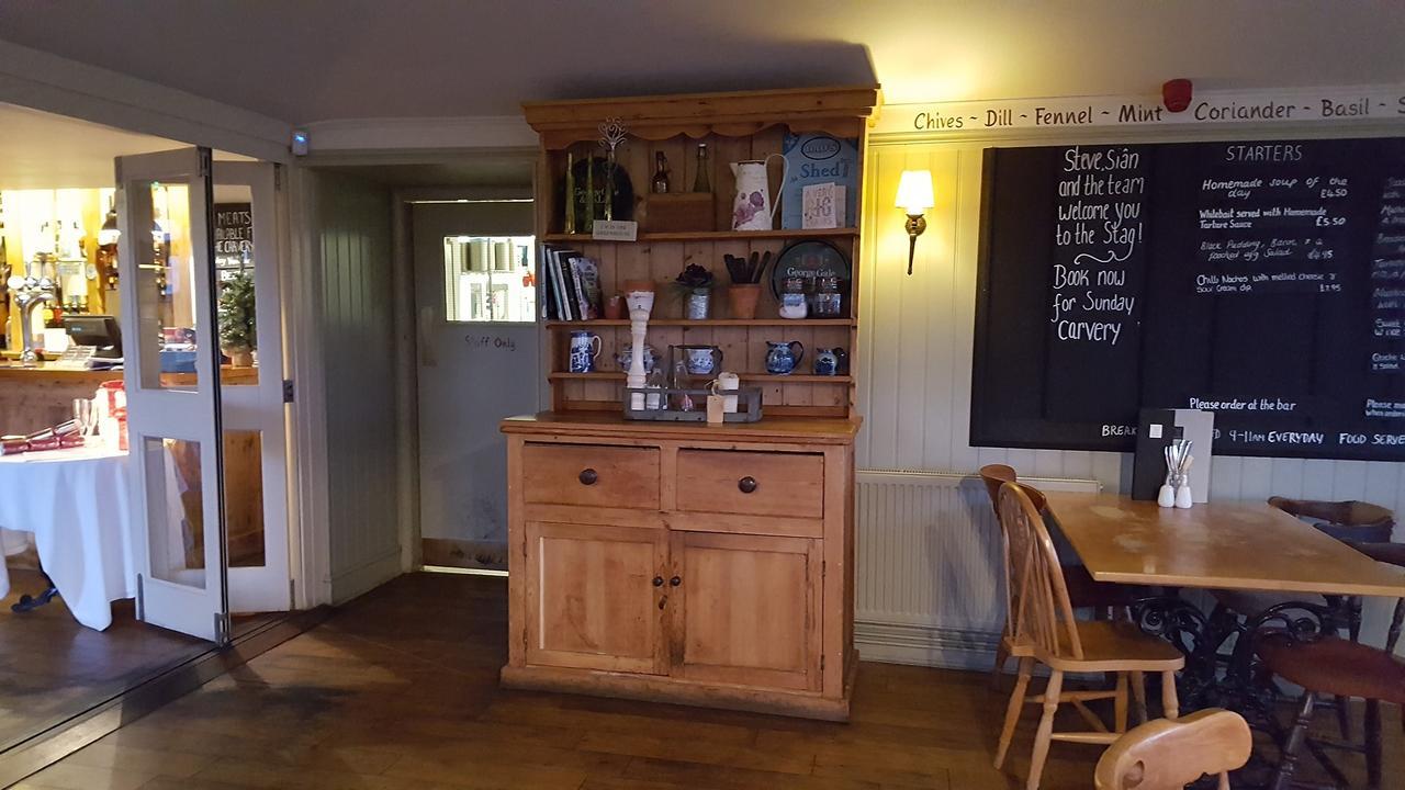 The Stag Hotel Northwood  Luaran gambar