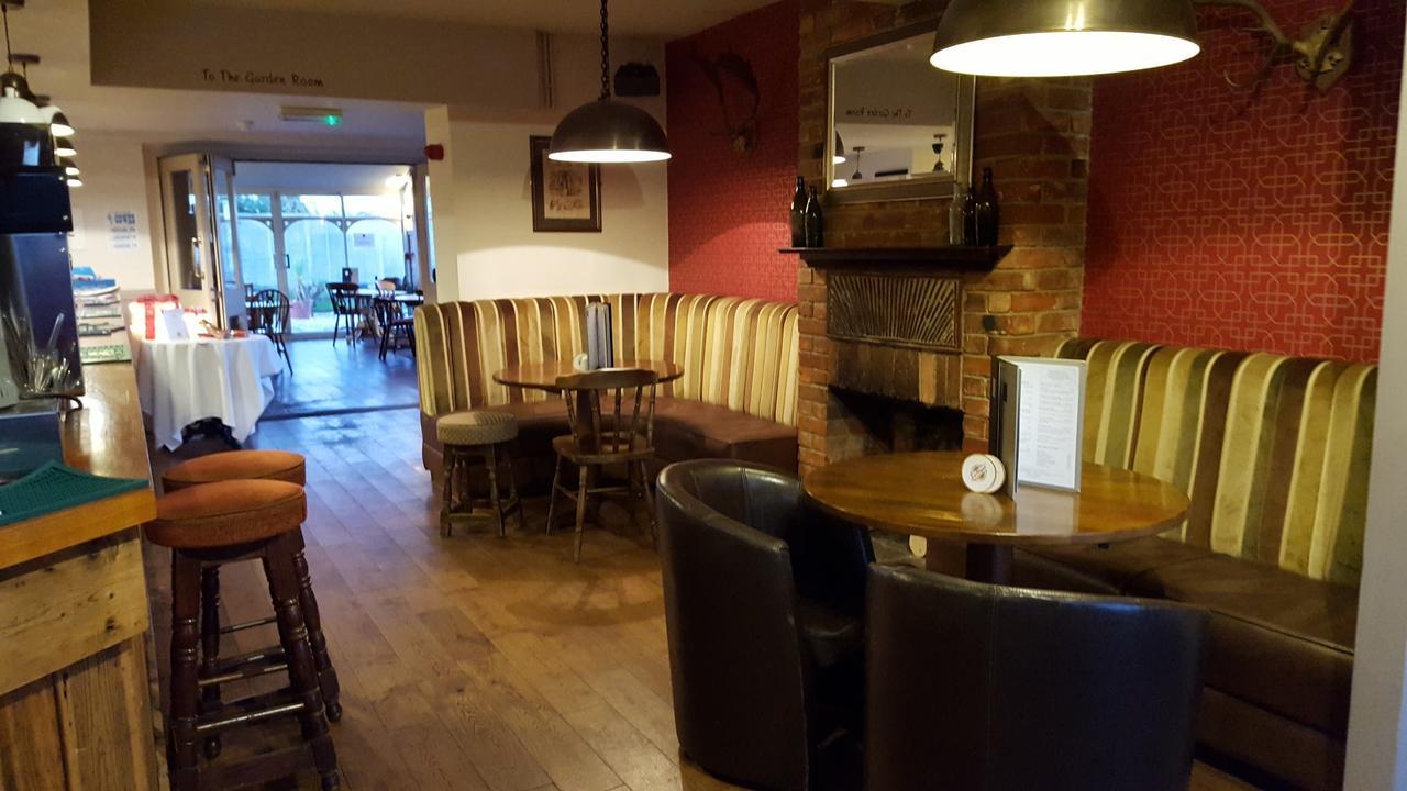 The Stag Hotel Northwood  Luaran gambar