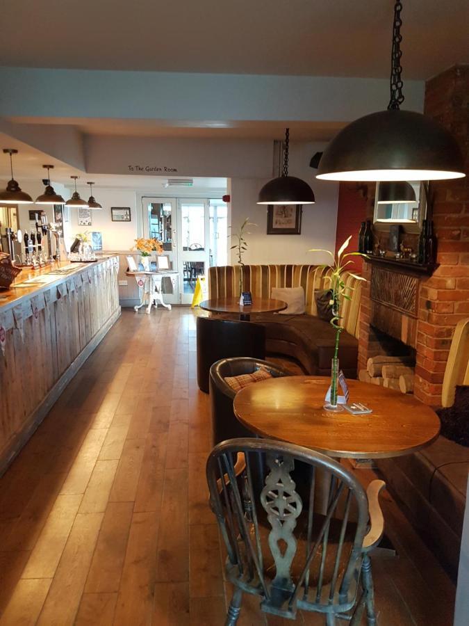 The Stag Hotel Northwood  Luaran gambar